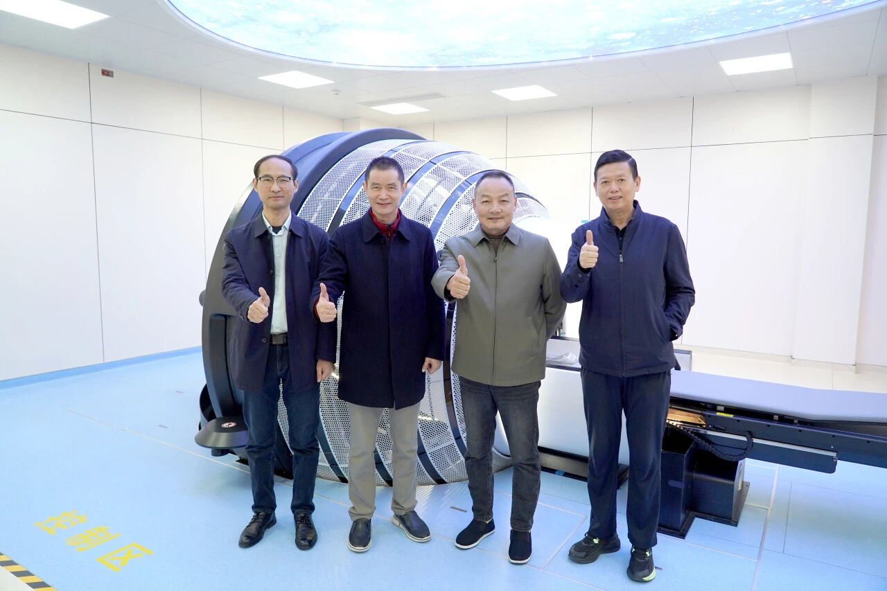 共启智慧医疗新篇章：天城中学领导一行莅临华安脑科医院，共绘产学研融合新蓝图
